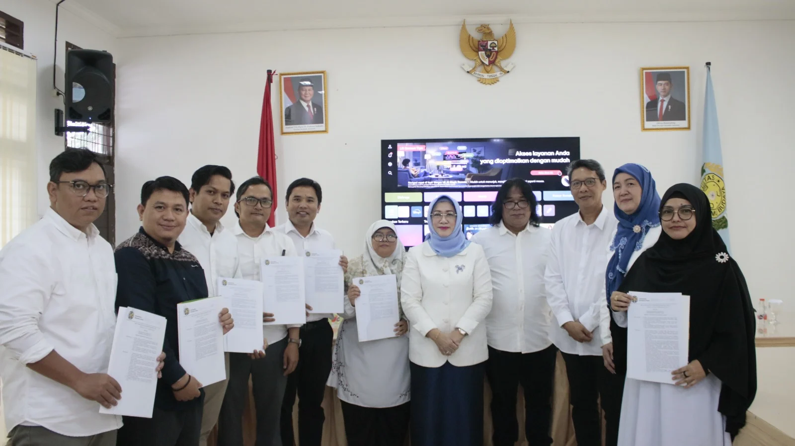 FIB USU Serahkan SK Rektor Pengangkatan Tenaga Pendidik Tetap Non-PNS Tahun 2026